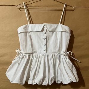 Hunter Bell | NWOT Juliana Top Bubble Hem Button Front Bow Ties White Size 2